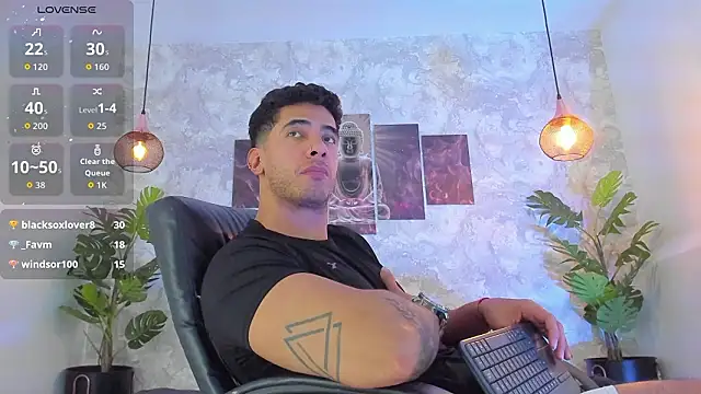 Snapshot of Nate_franco chatting on February 3, 2026, 6:40 am Nate franco online show from February 3, 2026, 6:40 am