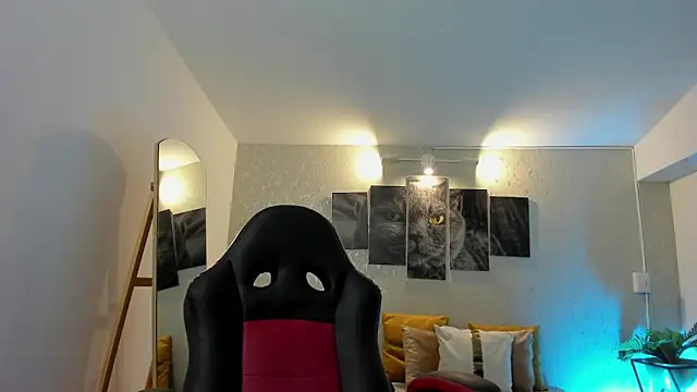 Snapshot of Nate_franco chatting on November 20, 2025, 4:13 am Nate franco online show from November 20, 2025, 4:13 am