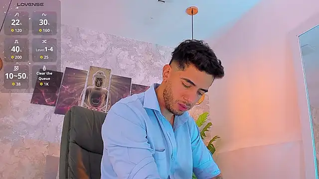 Snapshot of Nate_franco chatting on February 15, 2026, 4:57 am Nate franco online show from February 15, 2026, 4:57 am