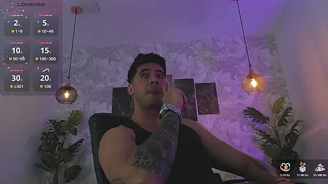 Snapshot of Nate_franco chatting on February 1, 2026, 1:59 am Nate franco online show from February 1, 2026, 1:59 am