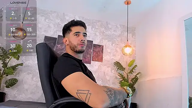 Snapshot of Nate_franco chatting on March 4, 2026, 2:30 am Nate franco online show from March 4, 2026, 2:30 am