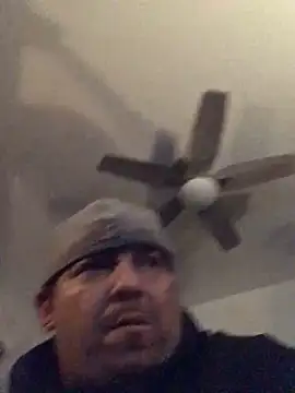 valleyoneofakind online show from March 15, 2025, 4:02 am