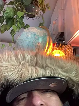 valleyoneofakind online show from February 18, 2026, 6:37 pm