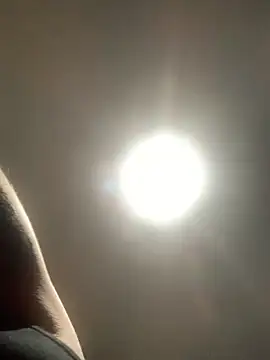 valleyoneofakind online show from October 20, 2025, 3:34 pm