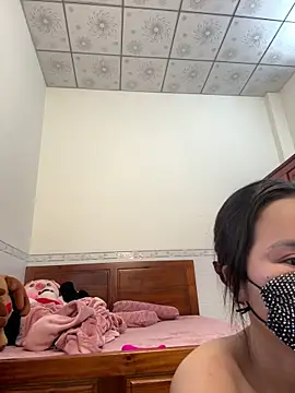    Erin    online show from May 13, 2026, 3:13 am