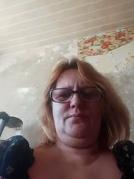 Forest-Lady online show from March 21, 2026, 9:14 am