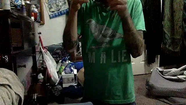 Snapshot of Robriguezxxx chatting on April 22, 2026, 5:47 am Robriguezxxx online show from April 22, 2026, 5:47 am