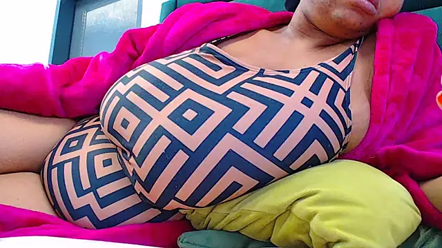 GoddessTitts online show from May 16, 2026, 5:39 am