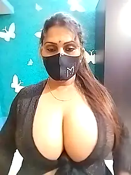 Riya Sexy Baby online show from November 9, 2025, 2:43 pm