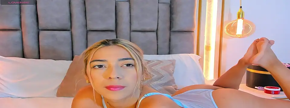 elianabrown online show from April 7, 2026, 12:56 am