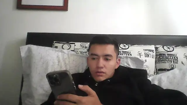 Estebitan vm online show from February 4, 2026, 1:39 pm