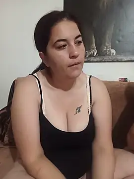 yzabell18 online show from May 16, 2026, 1:59 am