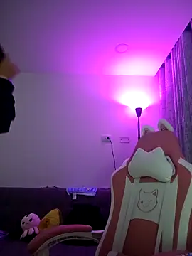 azumiichan online show from November 15, 2025, 12:25 am