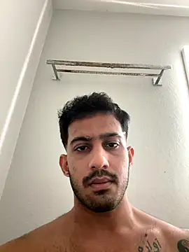 Notahuman1082 online show from December 5, 2025, 8:02 am