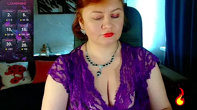 Nikki March online show from September 17, 2025, 8:38 am
