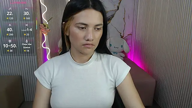 Snapshot of Chiara_tay chatting on May 9, 2026, 7:17 pm Chiara tay online show from May 9, 2026, 7:17 pm