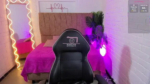 Chiara tay online show from October 21, 2025, 7:24 pm