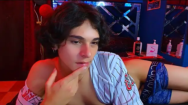 Luke Howland online show from March 1, 2025, 6:35 am