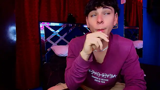 Luke Howland online show from February 25, 2026, 2:01 am