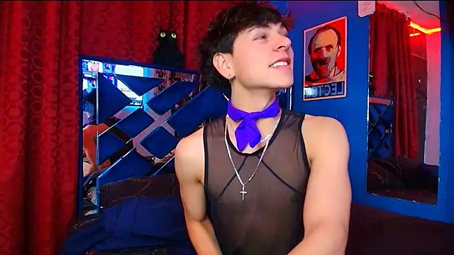 Luke Howland online show from October 17, 2025, 11:39 pm