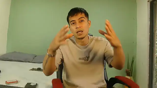 danielitopapuu online show from February 13, 2026, 2:39 pm