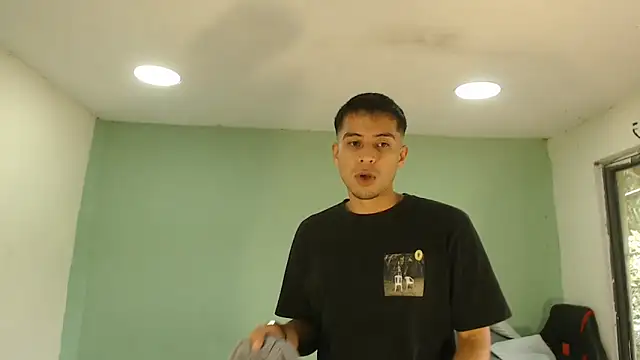 danielitopapuu online show from February 17, 2026, 4:15 pm