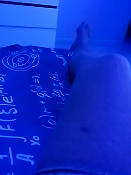 Snapshot of McdyllanXX chatting on November 21, 2025, 10:09 pm McdyllanXX online show from November 21, 2025, 10:09 pm