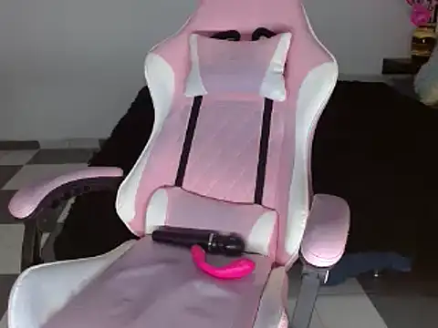 Mishka   online show from March 11, 2025, 3:36 am