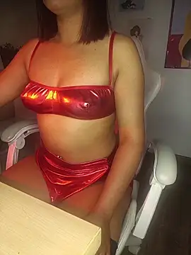 Snapshot of Mishka__ chatting on April 11, 2026, 10:13 pm Mishka online show from April 11, 2026, 10:13 pm