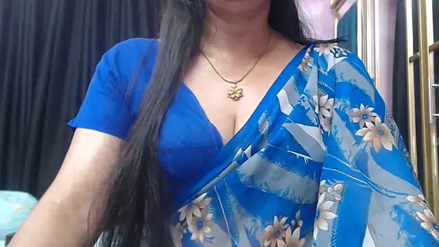 desi-maisa130 online show from October 26, 2025, 5:02 pm