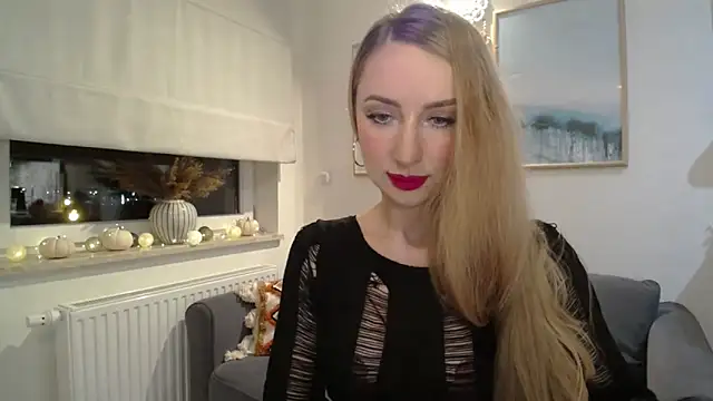 Snapshot of JulietteDiamond chatting on November 21, 2025, 9:14 pm JulietteDiamond online show from November 21, 2025, 9:14 pm