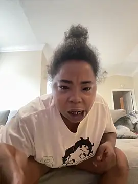 JCCaramelbarbie1 online show from November 6, 2025, 1:15 pm