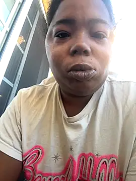 JCCaramelbarbie1 online show from November 2, 2025, 12:43 pm