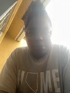 JCCaramelbarbie1 online show from September 18, 2025, 1:14 pm