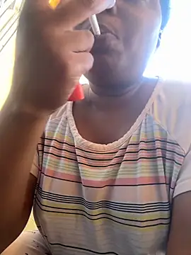 JCCaramelbarbie1 online show from October 28, 2025, 2:38 pm