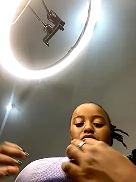 Doublefreaks online show from December 1, 2025, 11:49 pm