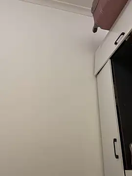 Africanbootie online show from December 21, 2025, 11:56 am