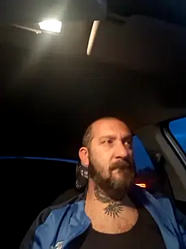 teddy79good online show from November 12, 2025, 4:22 pm