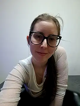 Snapshot of Sarah459 chatting on March 13, 2025, 9:59 pm Sarah459 online show from March 13, 2025, 9:59 pm