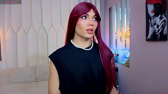 Snapshot of Megan_Do_Santos chatting on April 16, 2026, 8:20 pm Megan Do Santos online show from April 16, 2026, 8:20 pm
