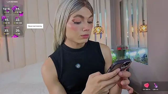 Snapshot of Megan_Do_Santos chatting on May 12, 2026, 8:37 pm Megan Do Santos online show from May 12, 2026, 8:37 pm
