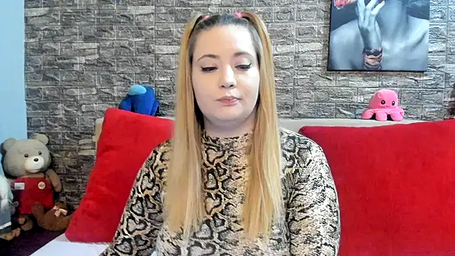 kalindahot online show from November 30, 2025, 7:03 pm