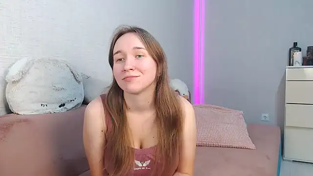 Snapshot of lovely_hayley chatting on September 12, 2025, 8:19 pm lovely hayley online show from September 12, 2025, 8:19 pm