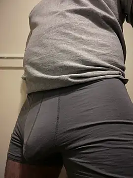 Snapshot of Dustin_k chatting on February 5, 2026, 5:36 am Dustin k online show from February 5, 2026, 5:36 am