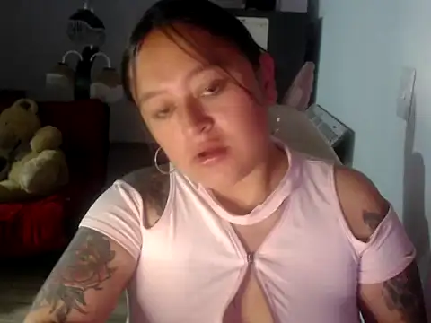 Snapshot of Dahiana_Rous chatting on February 11, 2026, 1:22 pm Dahiana Rous online show from February 11, 2026, 1:22 pm