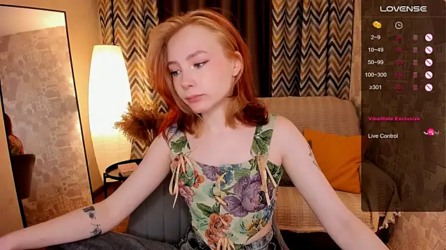 Snapshot of LanaBlu_ chatting on February 1, 2025, 2:16 am LanaBlu online show from February 1, 2025, 2:16 am