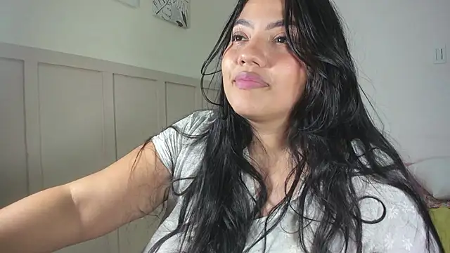 AvrilRizoX online show from January 16, 2025, 3:23 am