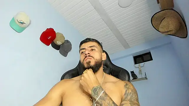 Snapshot of _Poseidon1_ chatting on October 8, 2025, 4:25 am Poseidon1 online show from October 8, 2025, 4:25 am