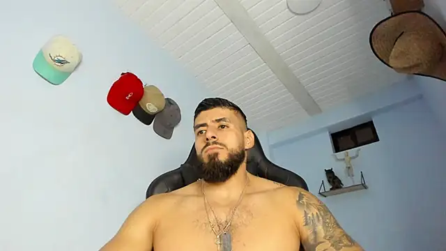 Snapshot of _Poseidon1_ chatting on September 27, 2025, 4:40 am Poseidon1 online show from September 27, 2025, 4:40 am