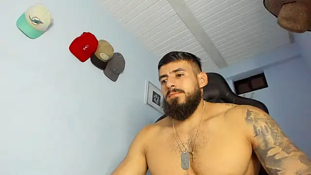 Snapshot of _Poseidon1_ chatting on November 5, 2025, 4:48 am Poseidon1 online show from November 5, 2025, 4:48 am